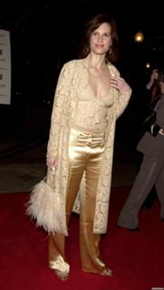 Hilary Swank feet photo thumbnail