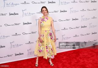Hilary Swank feet photo 11