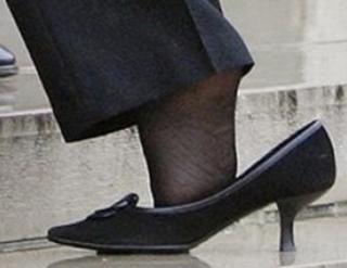 Hillary Clinton feet photo thumbnail