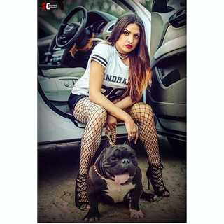 Himanshi Khurana feet photo thumbnail