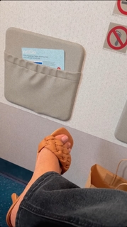 Himanshi Khurana feet photo thumbnail