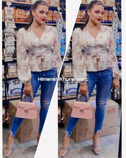 Himanshi Khurana feet photo thumbnail