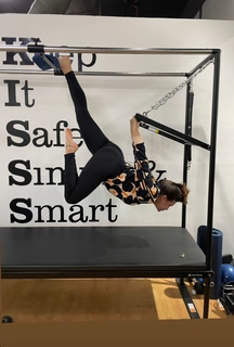 Himanshi Khurana feet photo thumbnail