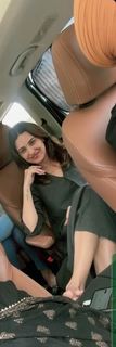 Himanshi Khurana feet photo thumbnail
