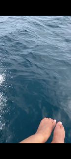 Himanshi Khurana feet photo thumbnail