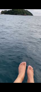 Himanshi Khurana feet photo thumbnail