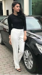 Hina Altaf feet photo 15