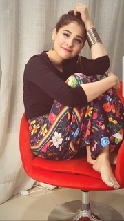 Hina Altaf feet photo 19