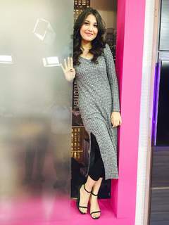 Hina Altaf feet photo 12