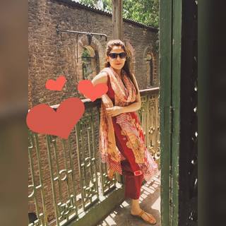 Hina Altaf feet photo 15