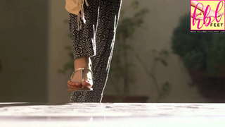 Hina Altaf feet photo 12