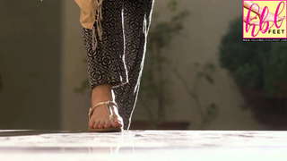 Hina Altaf feet photo 11