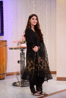 Hina Altaf feet photo 7
