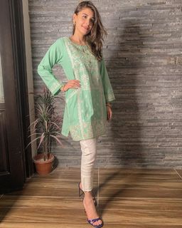 Hina Altaf feet photo 1