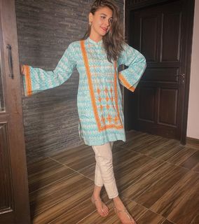 Hina Altaf feet photo 20