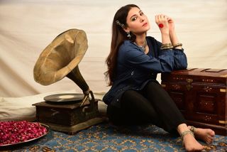 Hina Altaf feet photo 3