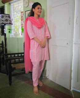 Hina Altaf feet photo 5