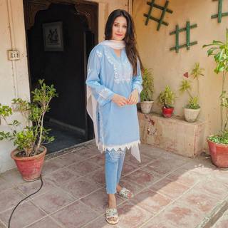 Hina Altaf feet photo 15