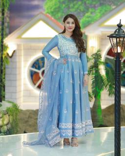 Hina Altaf feet photo 1