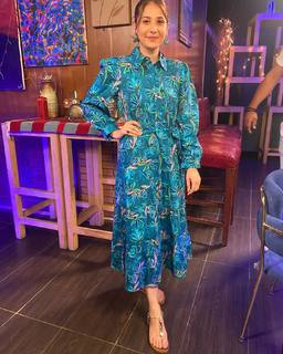 Hina Altaf feet photo 11