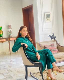Hina Altaf feet photo 1
