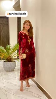 Hina Altaf feet photo 9
