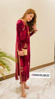 Hina Altaf feet photo 7