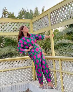 Hina Altaf feet photo 4