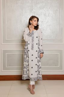 Hina Altaf feet photo 2