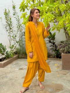 Hina Altaf feet photo 2