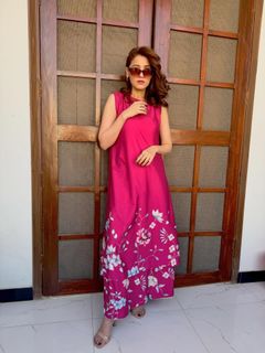 Hina Altaf feet photo 10