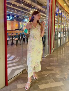 Hina Altaf feet photo 7