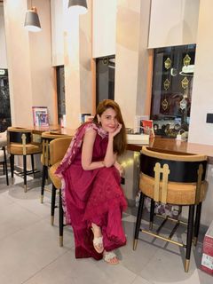 Hina Altaf feet photo 1