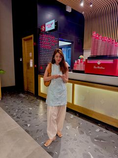 Hina Altaf feet photo 9