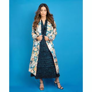 Hina Khan feet photo thumbnail