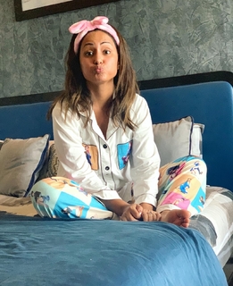 Hina Khan feet photo thumbnail