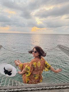 Hina Khan feet photo 10