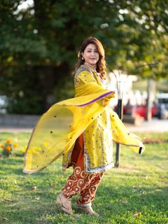 Hina Khan feet photo 4