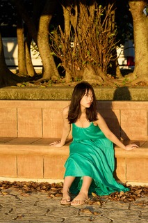 Hina Kikuchi feet photo 16