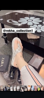 Hina Tariq feet photo 15