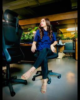 Hina Tariq feet photo 3