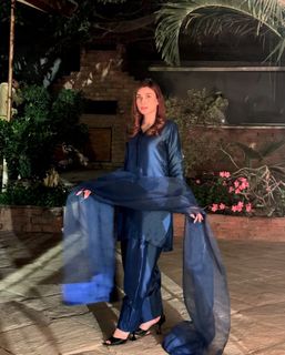 Hina Tariq feet photo 8