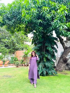 Hina Tariq feet photo 6