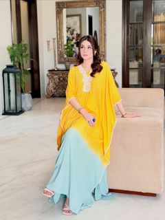 Hina Tariq feet photo 17