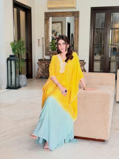 Hina Tariq feet photo 13