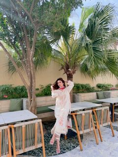 Hina Tariq feet photo 10