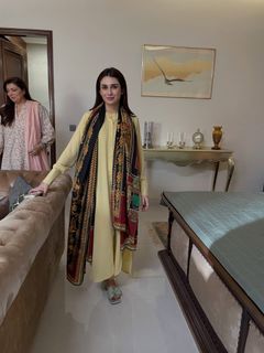 Hina Tariq feet photo 18