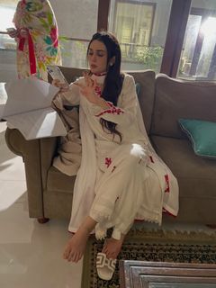 Hina Tariq feet photo 14