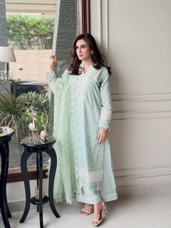 Hina Tariq feet photo 20