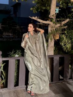 Hina Tariq feet photo 6